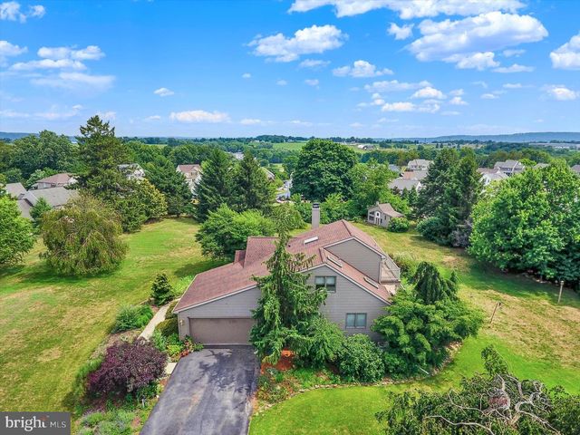 656 HOFFMAN DR, Harrisburg, PA 17111