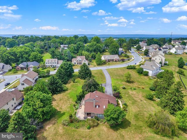 656 HOFFMAN DR, Harrisburg, PA 17111