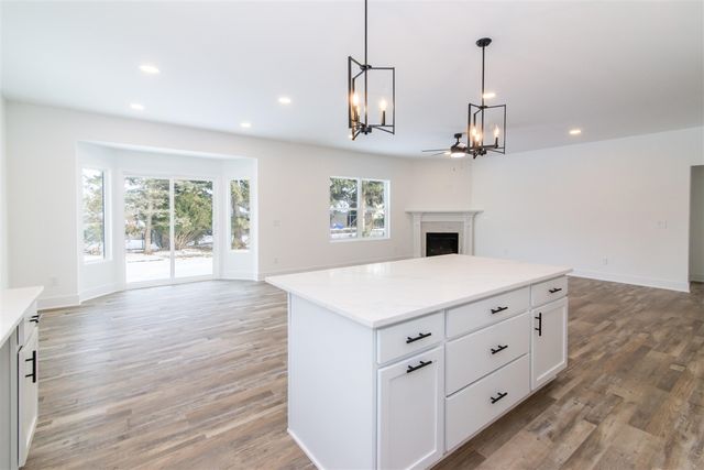 19360 Newburgh Road, Livonia, MI 48152