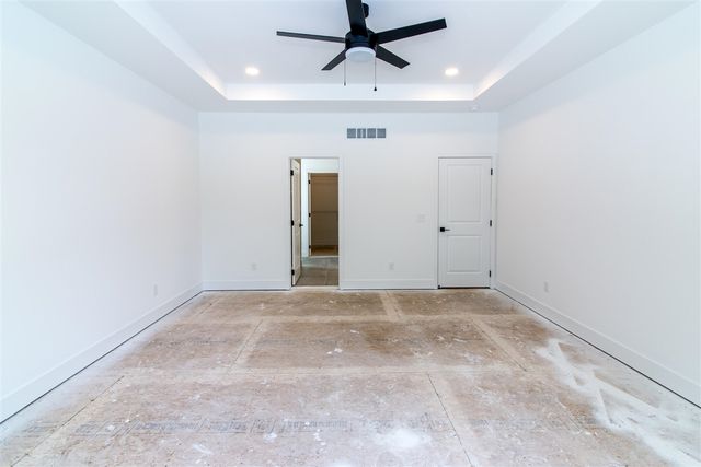 19360 Newburgh Road, Livonia, MI 48152