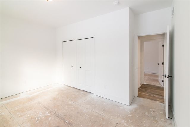 19360 Newburgh Road, Livonia, MI 48152