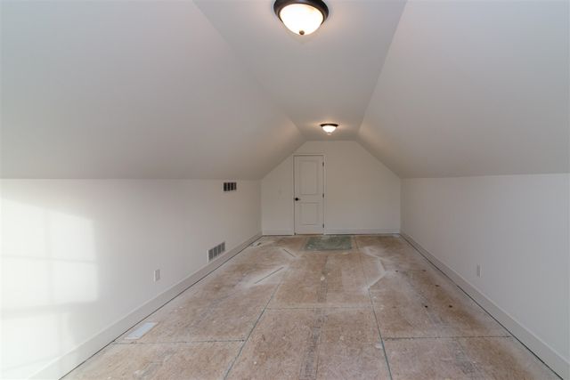 19360 Newburgh Road, Livonia, MI 48152