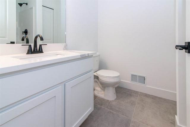 19360 Newburgh Road, Livonia, MI 48152