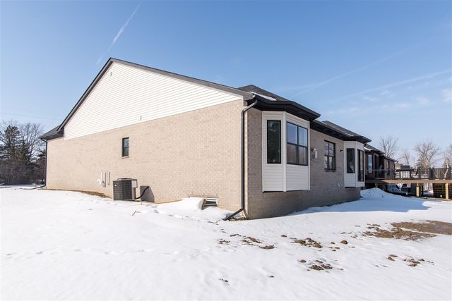 19360 Newburgh Road, Livonia, MI 48152