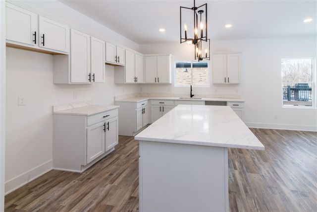 19360 Newburgh Road, Livonia, MI 48152