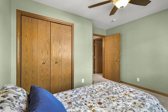 305 Meadow Lane, Poynette, WI 53955