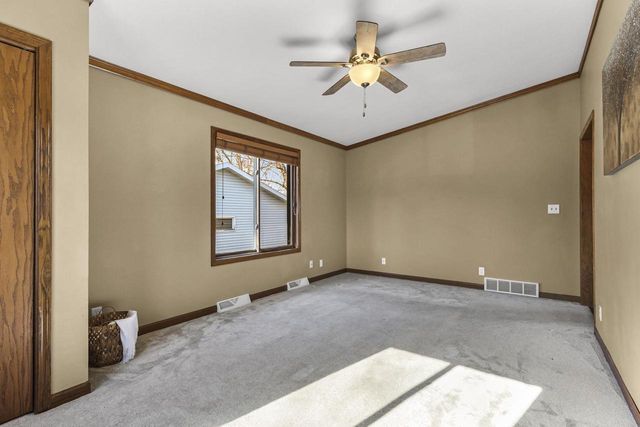 305 Meadow Lane, Poynette, WI 53955