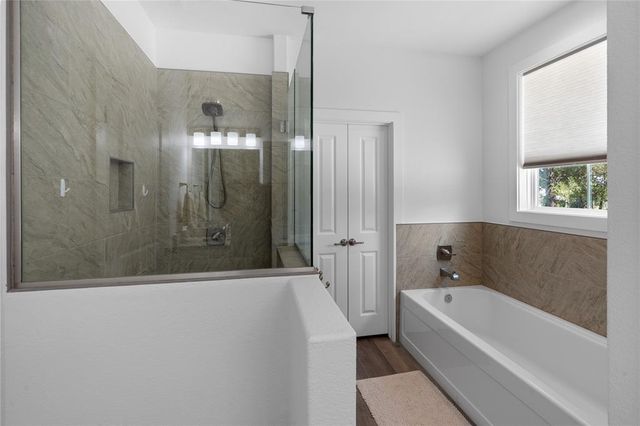 21203 Kiowa CV, Lago Vista, TX 78645