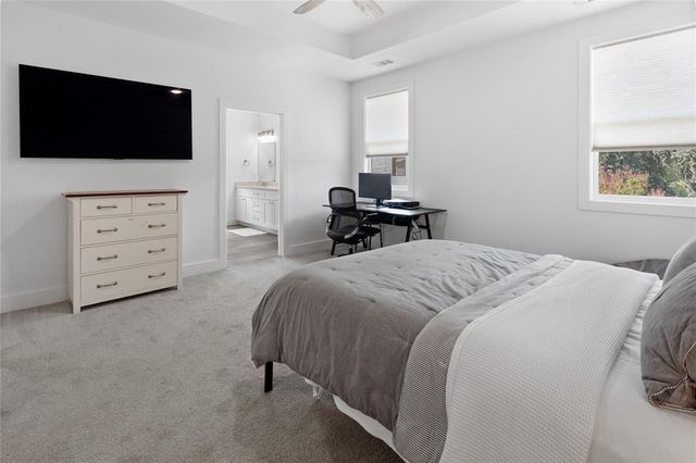 21203 Kiowa CV, Lago Vista, TX 78645