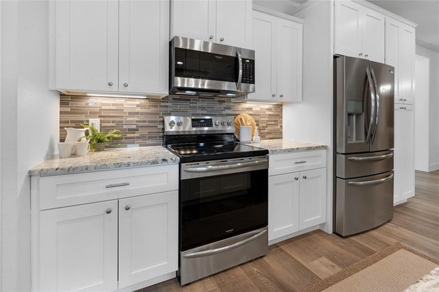 21203 Kiowa CV, Lago Vista, TX 78645