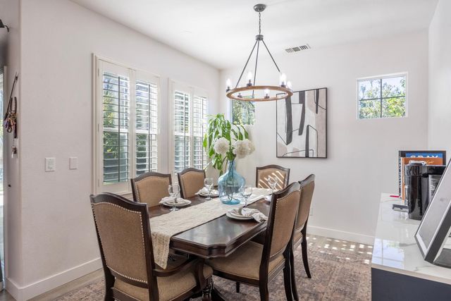 113 S Pacifico St, Mountain House, CA 95391