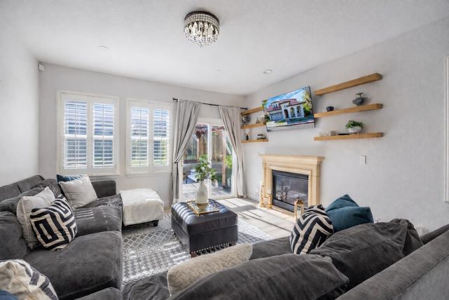 113 S Pacifico St, Mountain House, CA 95391