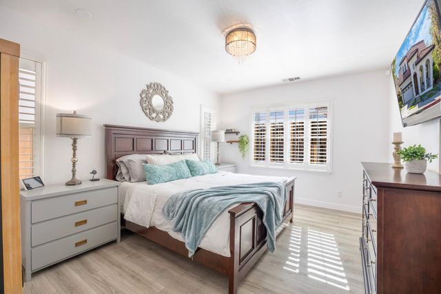 113 S Pacifico St, Mountain House, CA 95391