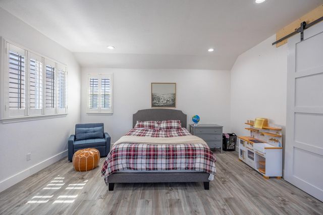 113 S Pacifico St, Mountain House, CA 95391