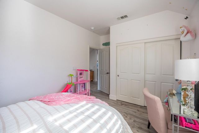 113 S Pacifico St, Mountain House, CA 95391