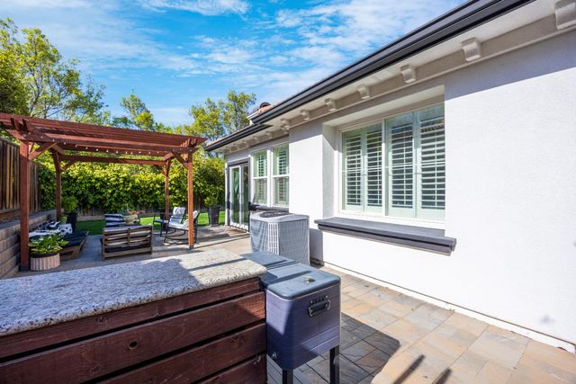 113 S Pacifico St, Mountain House, CA 95391