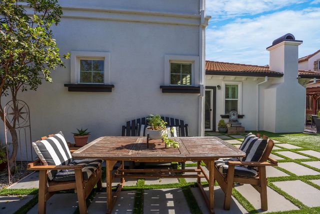 113 S Pacifico St, Mountain House, CA 95391