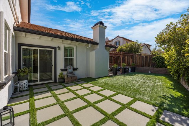 113 S Pacifico St, Mountain House, CA 95391