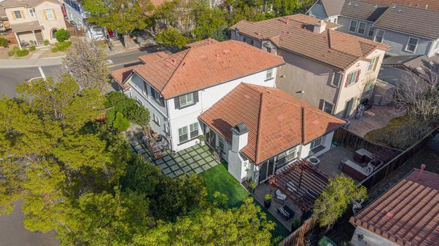 113 S Pacifico St, Mountain House, CA 95391