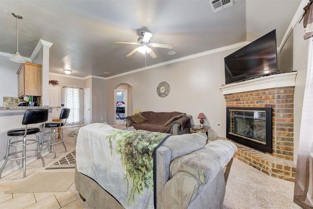 520 E Juniper Lane, Mustang, OK 73064