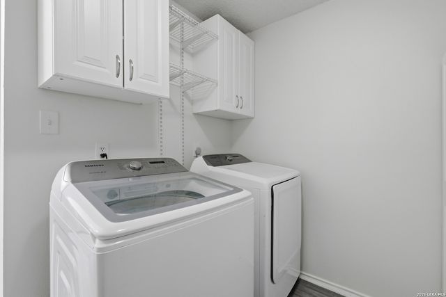 8426 MAPLE RIDGE DR, San Antonio, TX 78239