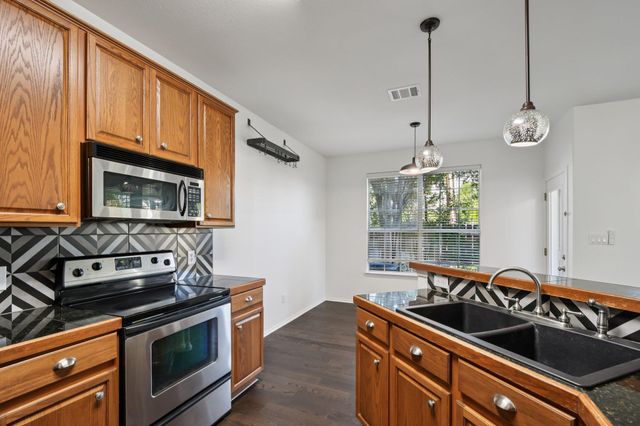 2632 Century Park BLVD 72, Austin, TX 78727
