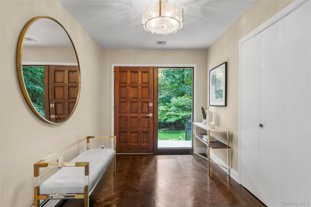 26 Cecilia Lane, Pleasantville, NY 10570 — photo 5
