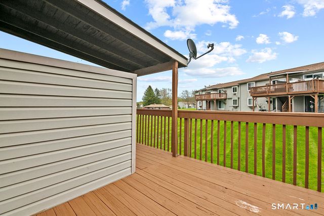 35 Carillon Drive D, Rocky Hill, CT 06067