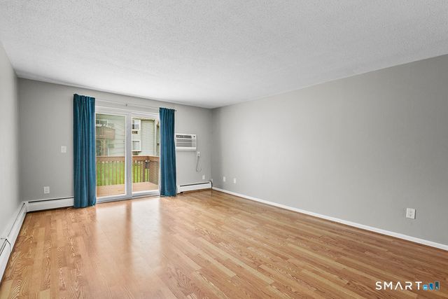 35 Carillon Drive D, Rocky Hill, CT 06067