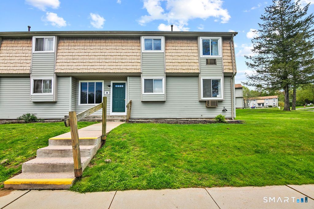 35 Carillon Drive D, Rocky Hill, CT 06067