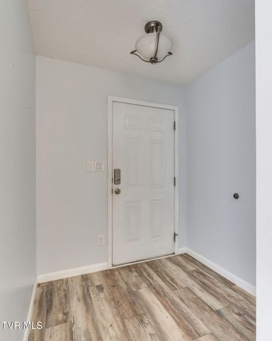 2023 Weaver Pike 3, Bristol, TN 37620