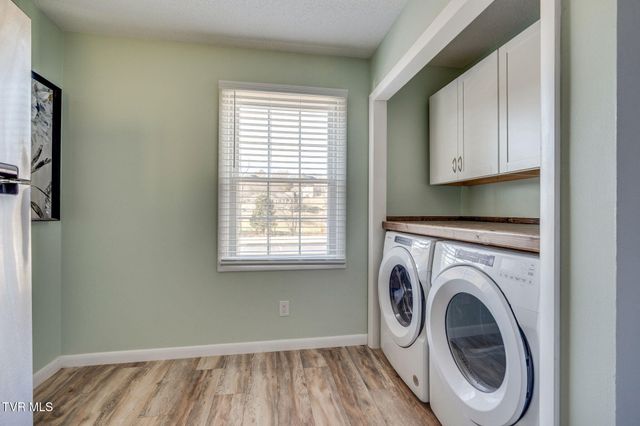 2023 Weaver Pike 3, Bristol, TN 37620