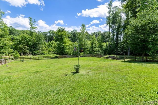 1629 Olmstead Dr, Powhatan, VA 23139
