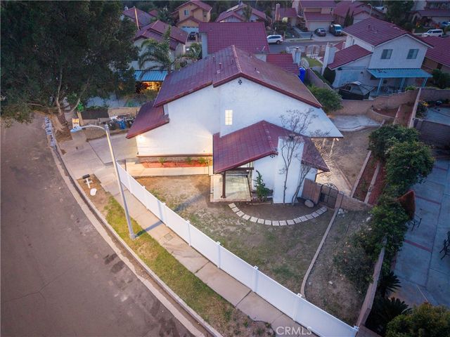 14837 Mission Glen, Sylmar, CA 91342