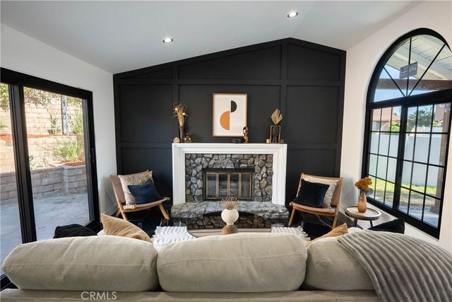 14837 Mission Glen, Sylmar, CA 91342