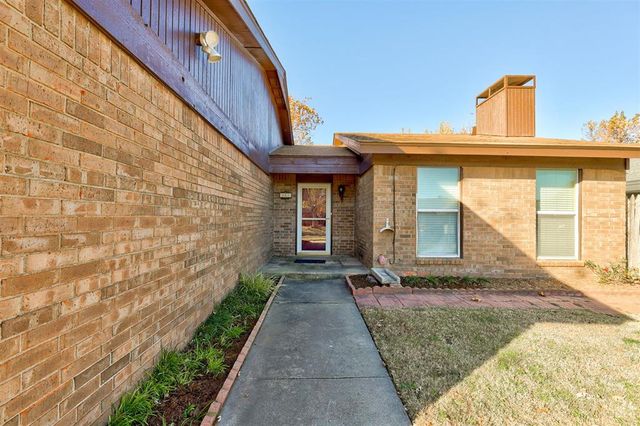 841 N Robinson Avenue, Oklahoma City, OK 73170