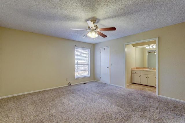 841 N Robinson Avenue, Oklahoma City, OK 73170