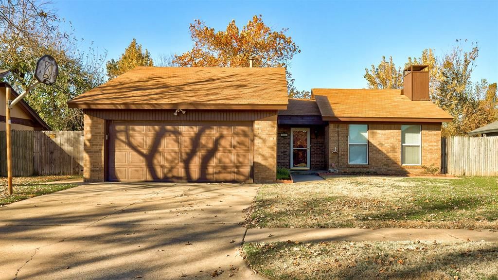 841 N Robinson Avenue, Oklahoma City, OK 73170