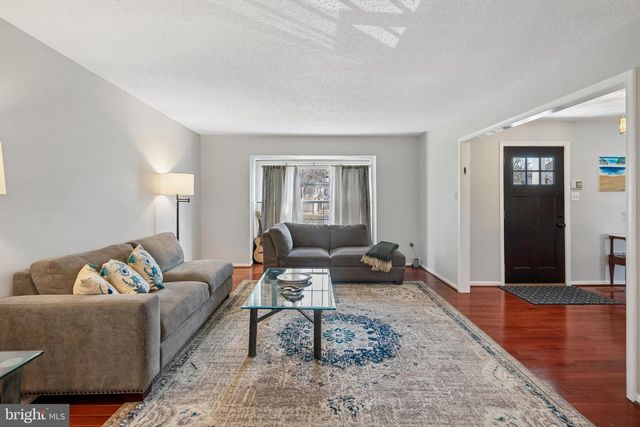 13525 WINDING TRAIL CT, Silver Spring, MD 20906