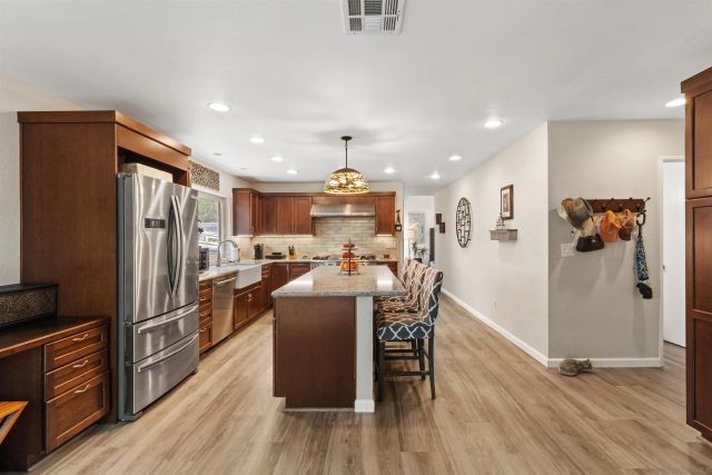 7928 Harmony Grove Road, Escondido, CA 92029