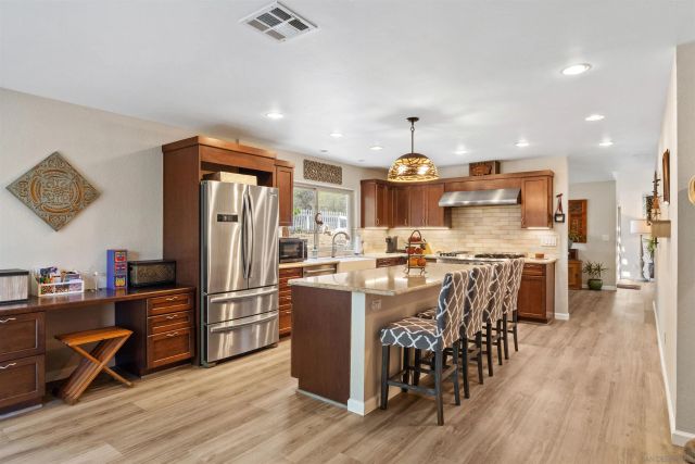7928 Harmony Grove Road, Escondido, CA 92029