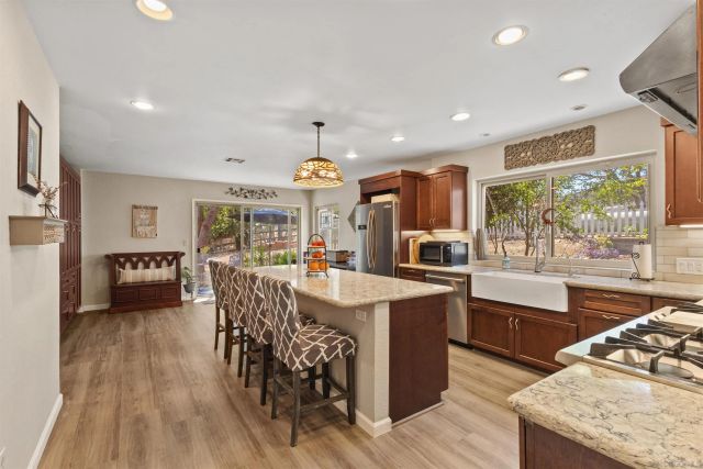 7928 Harmony Grove Road, Escondido, CA 92029