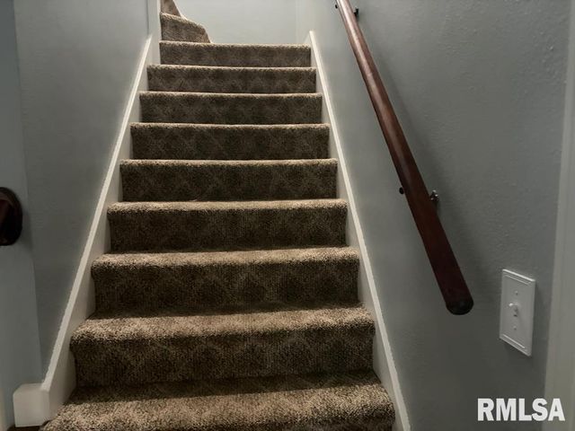 2511 SHERMAN Avenue, Peoria, IL 61604