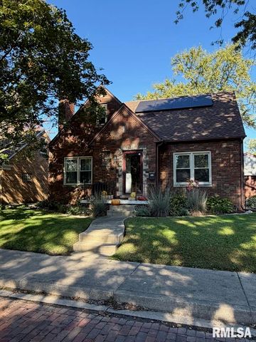 2511 SHERMAN Avenue, Peoria, IL 61604