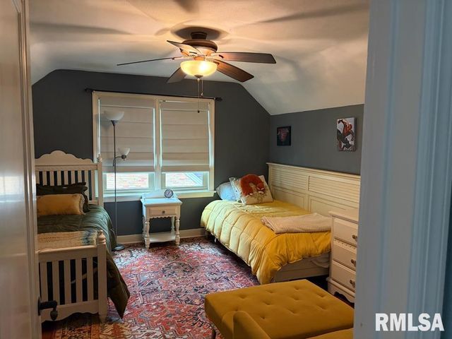 2511 SHERMAN Avenue, Peoria, IL 61604