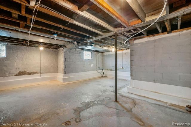 261 N Mill Street, Plymouth, MI 48170