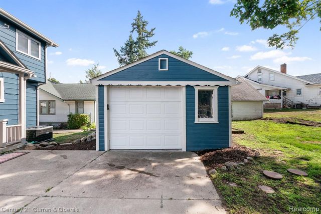 261 N Mill Street, Plymouth, MI 48170