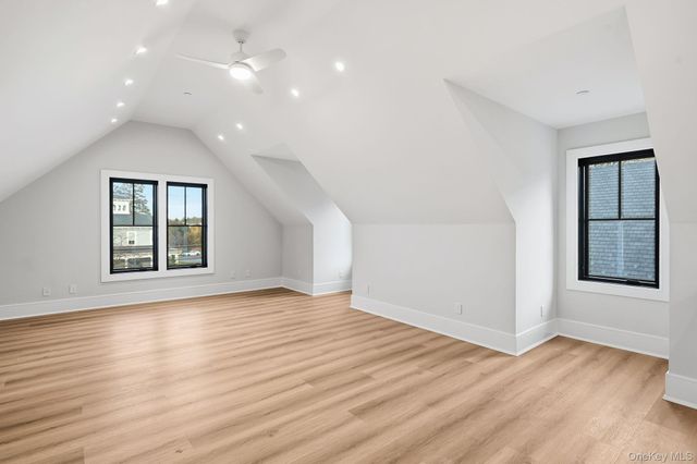 34 Clinton Avenue 10, Dobbs Ferry, NY 10522