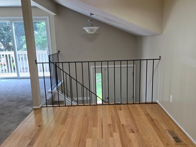 361 Elan Court, Woodbury, MN 55125