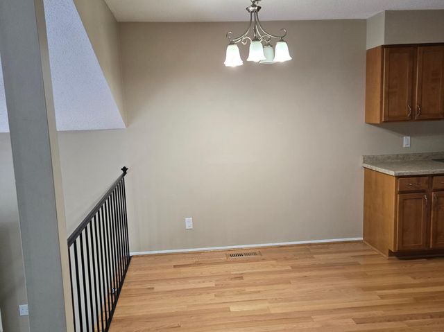 361 Elan Court, Woodbury, MN 55125